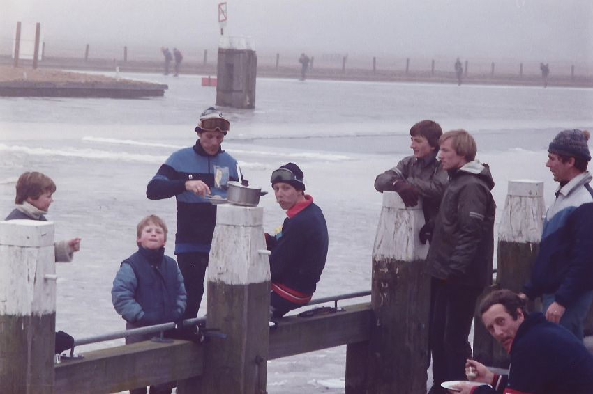 21febr1985.jpg - Elfstedentocht 1985 (Stavoren)
